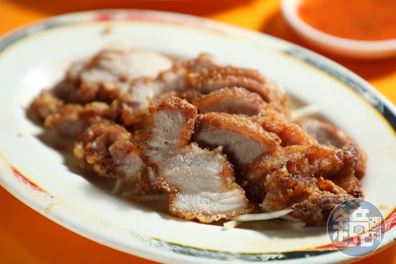 我最愛的「紅燒肉」,皮脆肉嫩,還是老店做得夠味。(100元/份)
