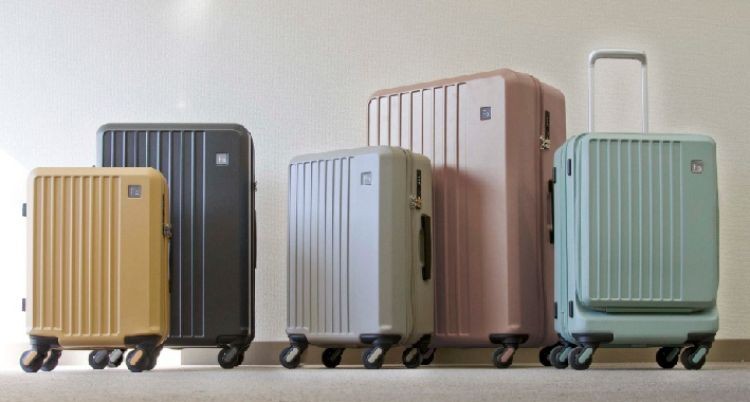 Frequenter是近年在日本備受關注的新興行李箱品牌，以「靜音滑輪」成為招牌特色。