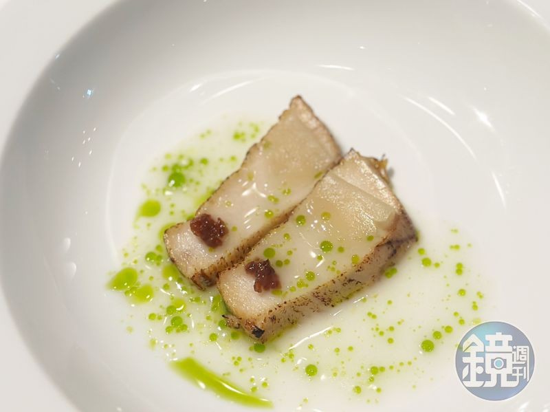 「熟成旬魚蒔蘿佛手瓜」以青甘搭配醋漬宜蘭佛手瓜,鮮味與清酸完美搭配。