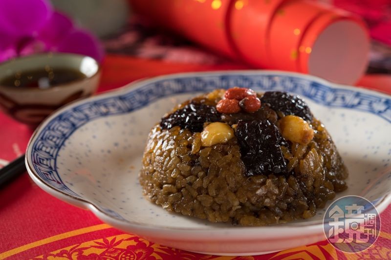 「酒香八寶飯」是經過中國點心大師葛賢萼改良的版本,非常好吃。
