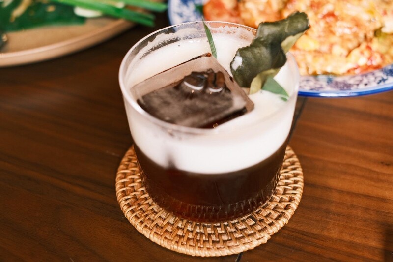 美麗佳人提醒您:喝酒不開車,飲酒過量有礙健康