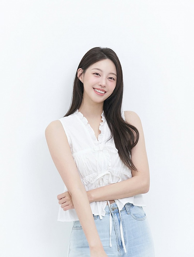 鄭裕陳美容瘦身攻略4:清潔後5分鐘小臉按摩