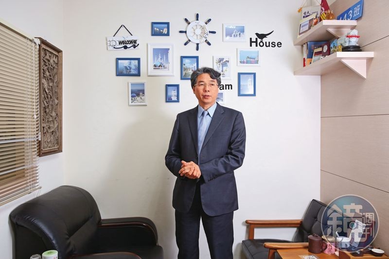 捷安達保經董事長吳鴻麟去年將勞退一次領回,現在仍繼續提撥。