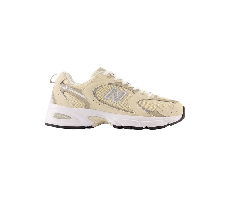 New Balance 530 奶油白配色,溫柔韓系風格