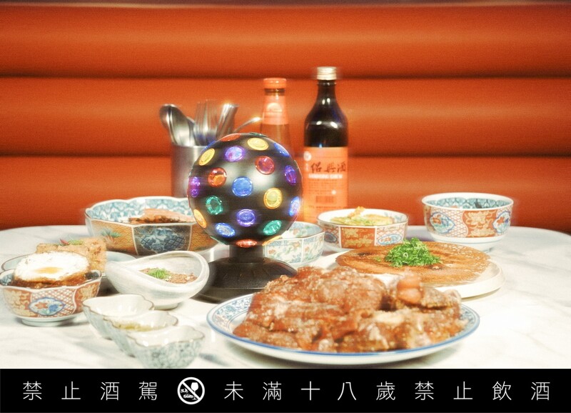 從空間使用來看,「KISCO Taipei」這次改版並未大幅更動原有裝潢,而是調整座位配置與用餐動線,讓空間更適合長時間用餐的情境。