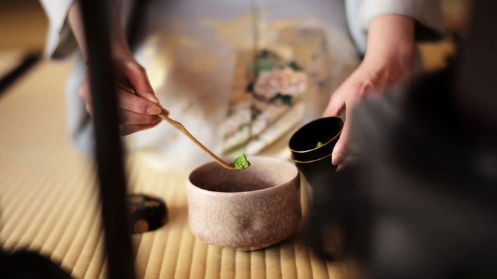 ▲靜心體驗茶香的「送陽亭」呈茶體驗。　圖：太平洋旅行社／提供