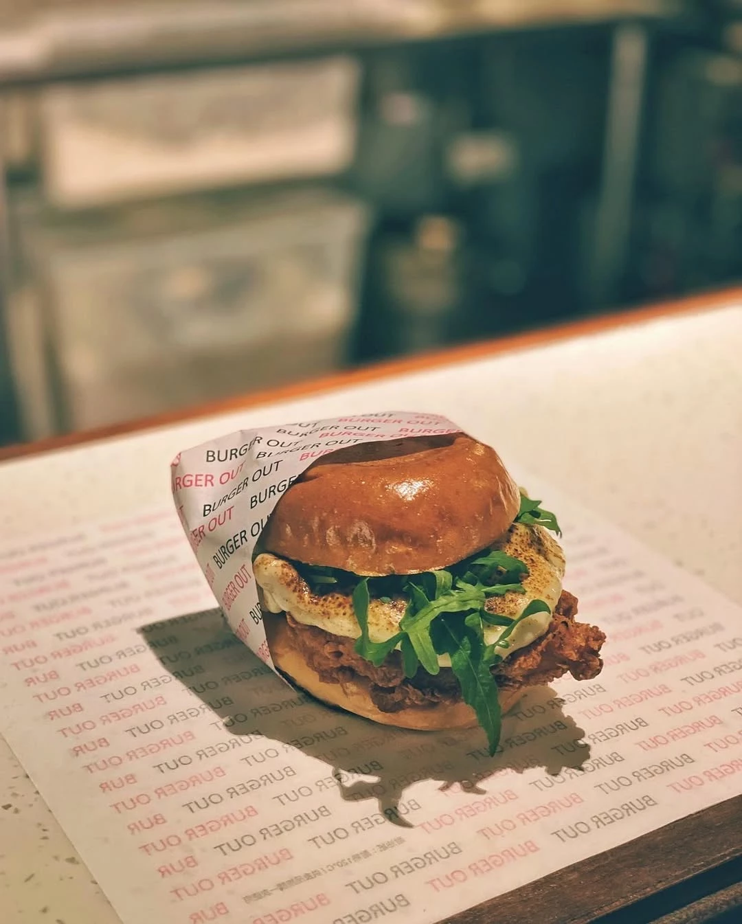 Burger Out|只賣炸雞的松菸漢堡天花板