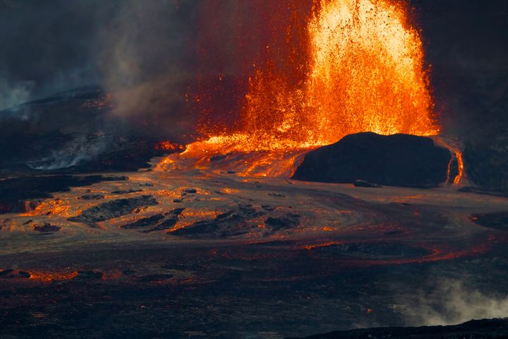 ▲夏威夷火山國家公園是全球少數能近距離觀察活火山地貌的地方。　圖：James Lee／來源