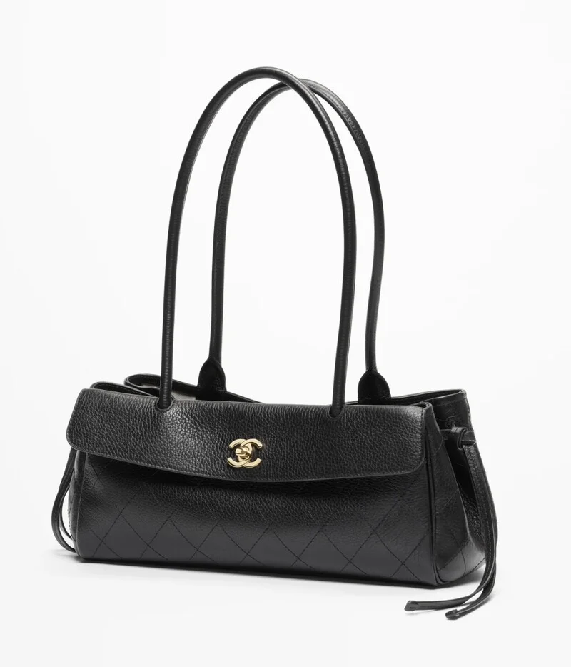 CHANEL 小型購物包 NT.240,500
