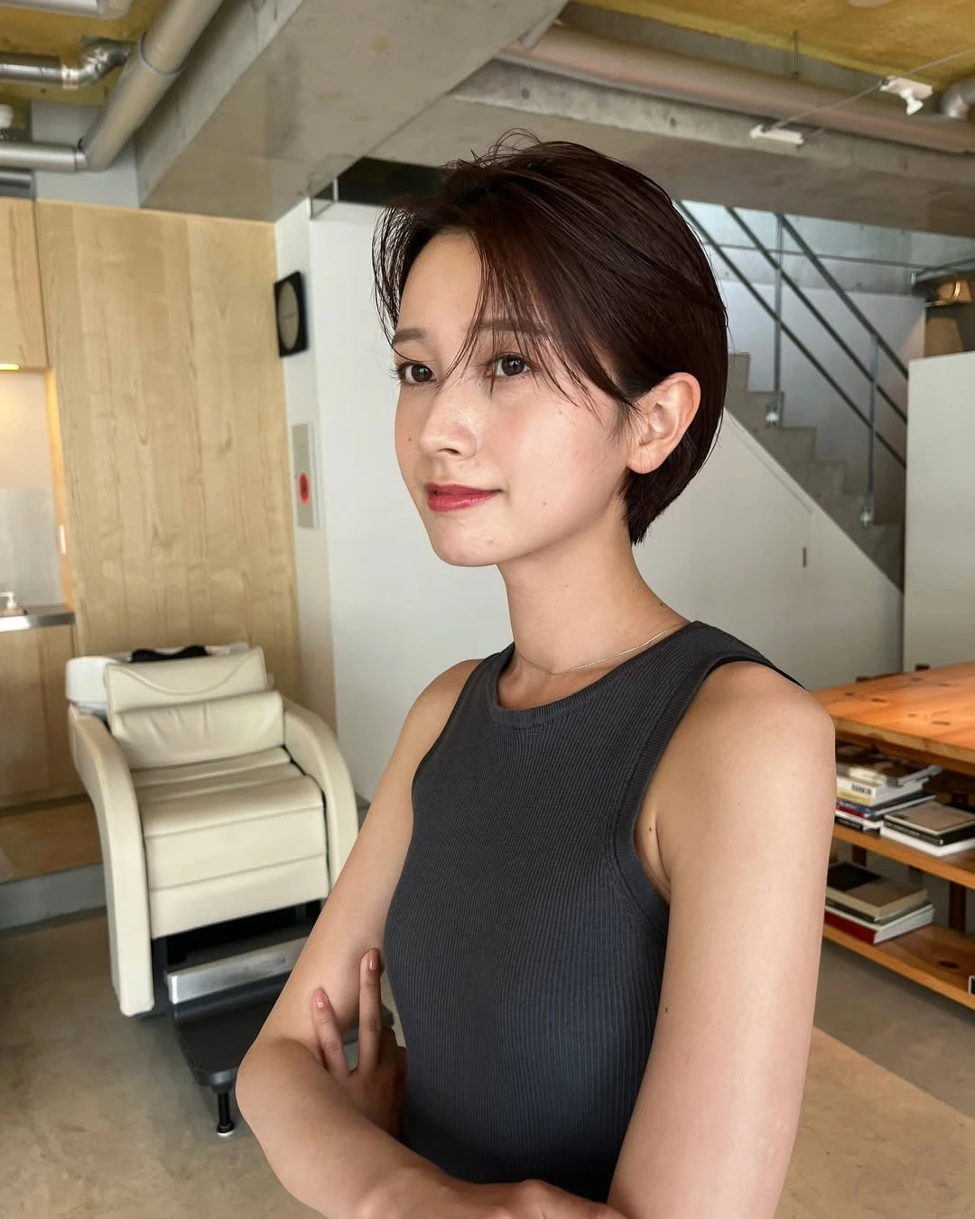 塞耳後短髮推薦6:中分日系短髮