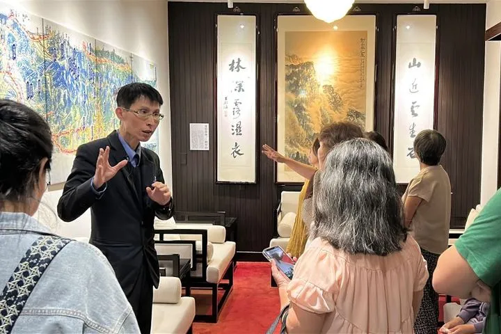 ▲以《人文藝術ｘ在地永續ｘ文化保存》為核心理念，推動「1913舊事所」百年林業深度導覽解說。　圖：阿里山賓館／提供