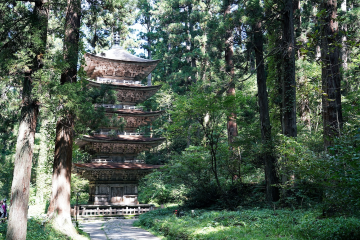 ▲東北地方唯一的國寶－羽黑山五重塔。　圖：DMC 天童溫泉／提供