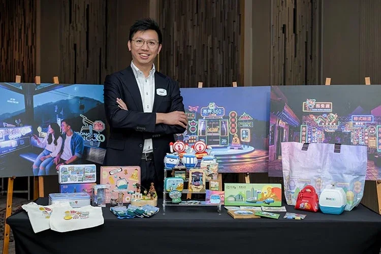 昂坪360銷售及營收總管 謝鈞宇表示,2025 年到訪人次較前年成長約 33%,顯見台灣旅客對昂坪360 的青睞。
