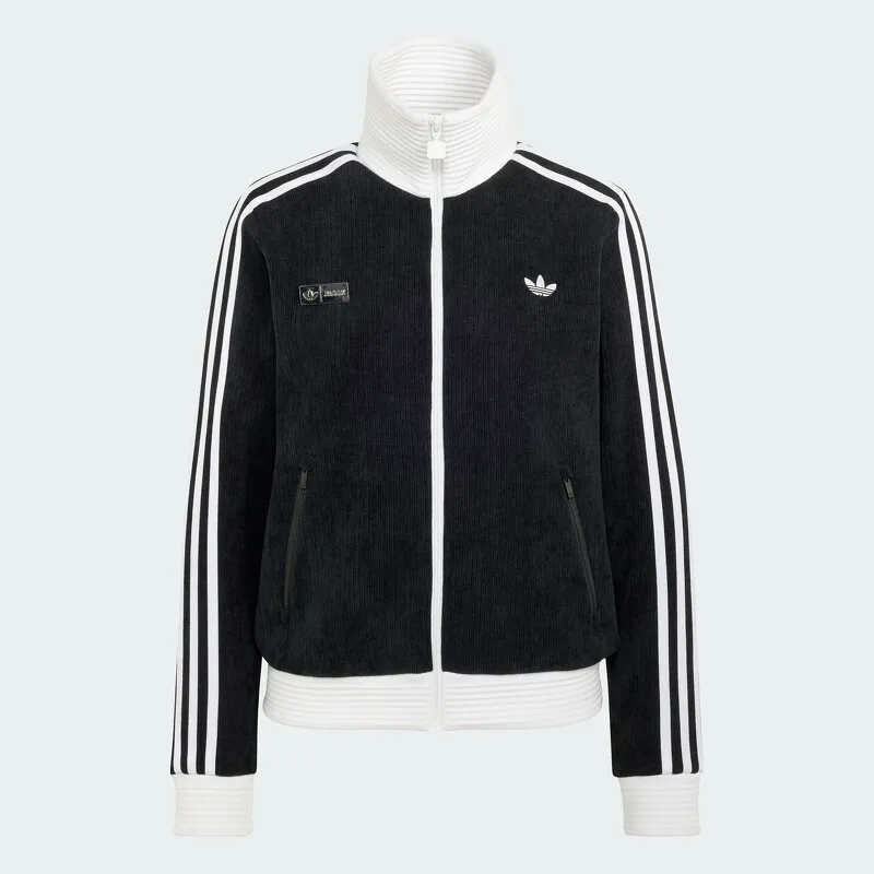 立領運動外套,NT$4,290。