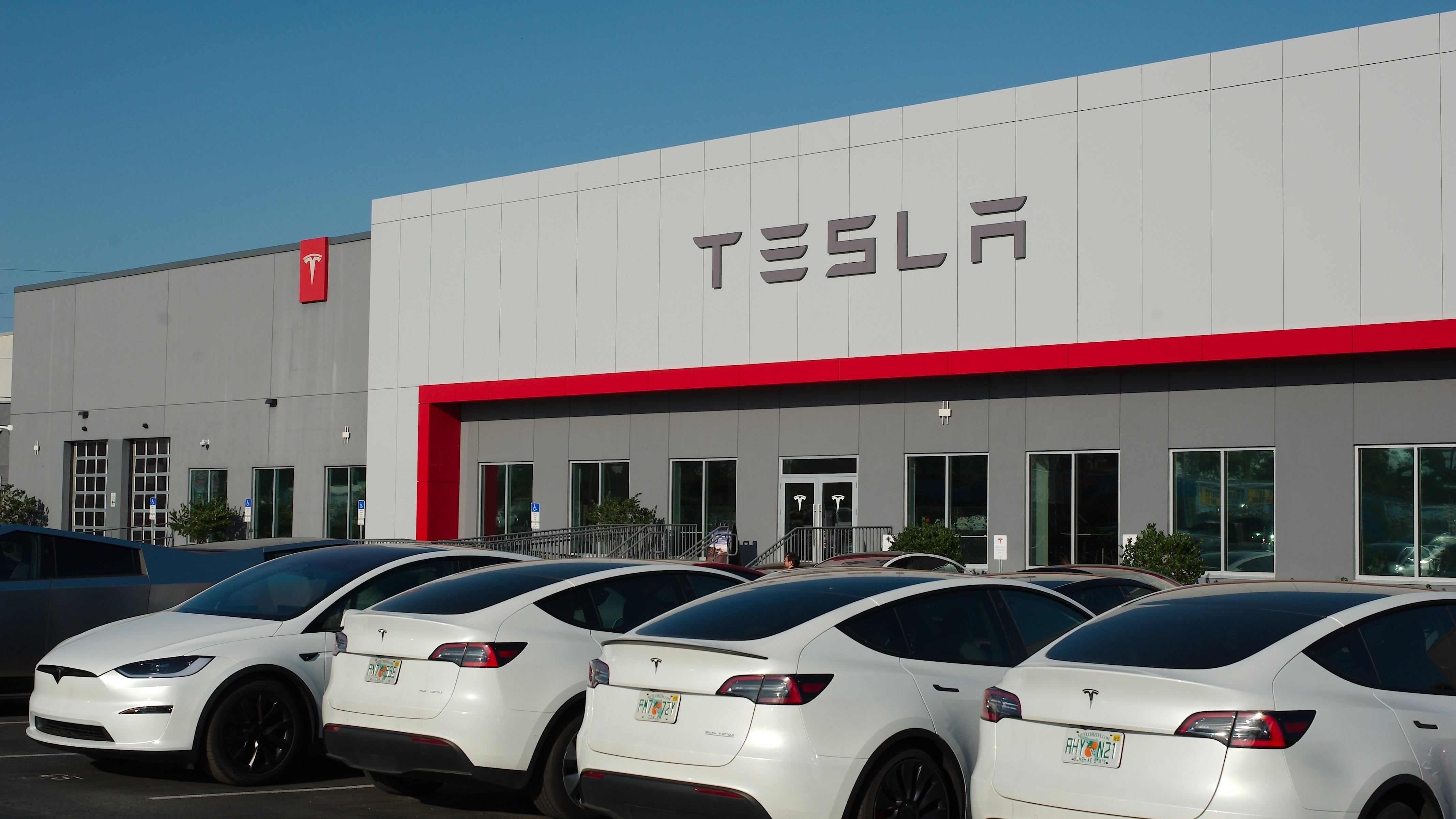 Tesla有機會以市值10萬億美元 成全球最大公司?