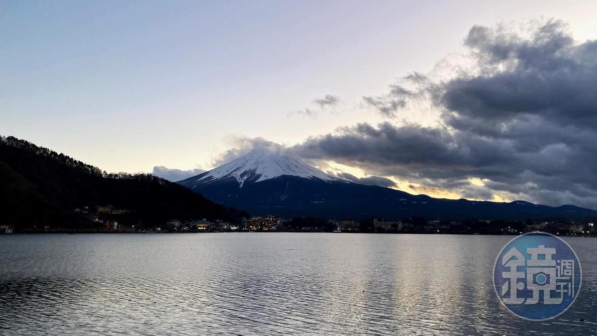 河口湖大橋是富士山的必拍地點。