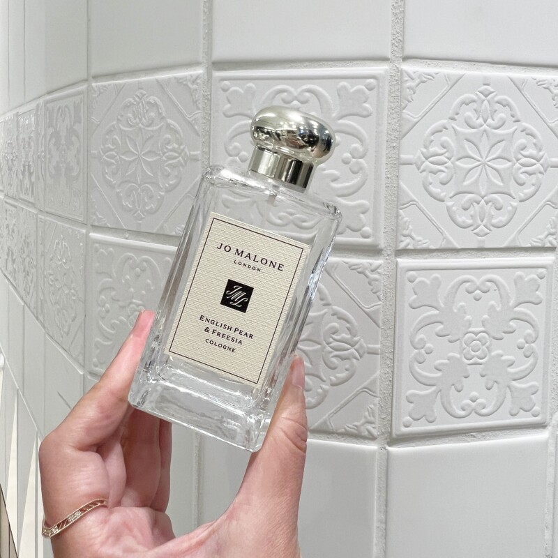 Jo Malone London台北101旗艦店內出現復古花磚。