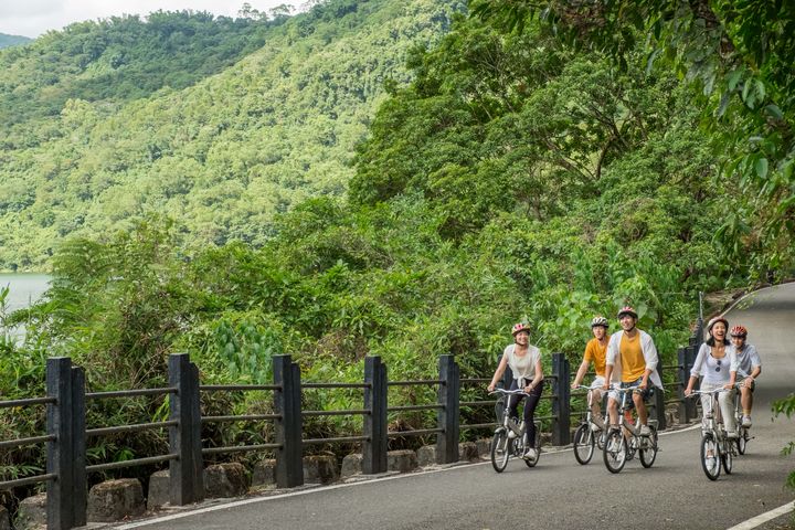 ▲鯉魚潭賞螢活動首度結合自行車遊程。　圖：花東縱谷國家風景區管／提供