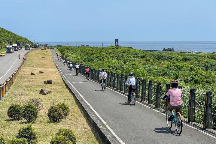 ▲極點慢旅自行車旅程體驗台灣之美。　圖：東北角暨宜蘭海岸國家風景區管理處／提供