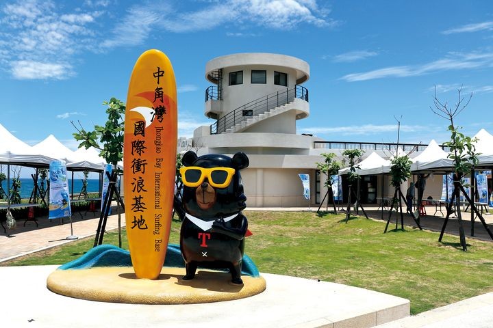 ▲長路線「極北點單車逍遙遊」，補給點位於中角灣國際衝浪基地。　圖：北觀處／提供