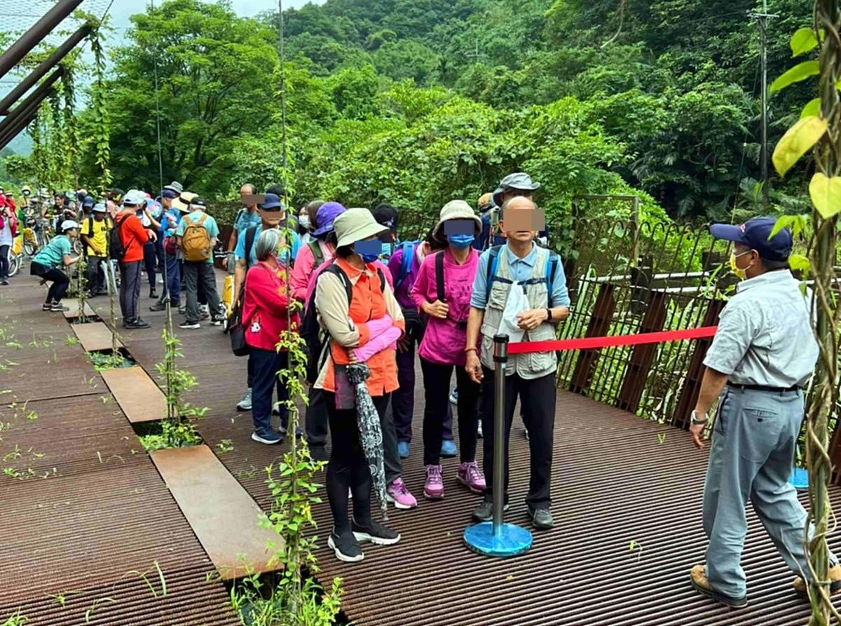 8月29日起採行平假日預約制，改善原現場人流管制到場人潮眾多，排隊久候狀況。（新北市觀旅局提供）