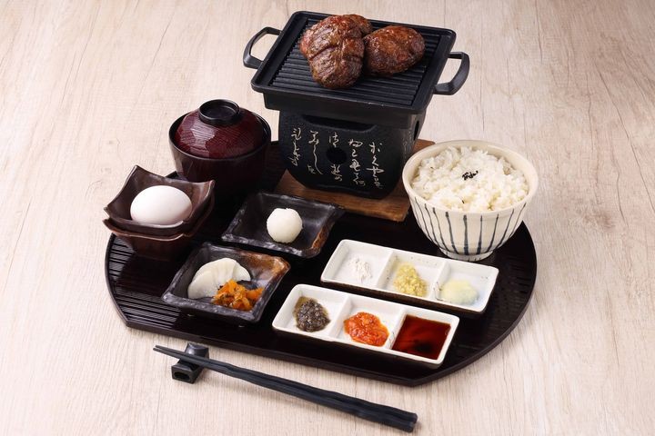 ▲日本A5和牛挽肉定食490元。　圖：焱の挽肉／提供