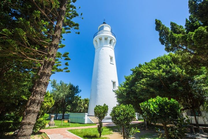 ▲桃園白沙岬燈塔－台灣歷史建築百景！保存最完整的日治時期燈塔。　圖：新北市政府觀光旅遊局／提供