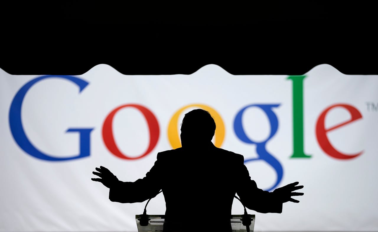 Google組織重整成立字母公司Alphabet：「我們不曾停下腳步，仍試圖做一些瘋狂的事」 - TNL The News Lens 關鍵評論網