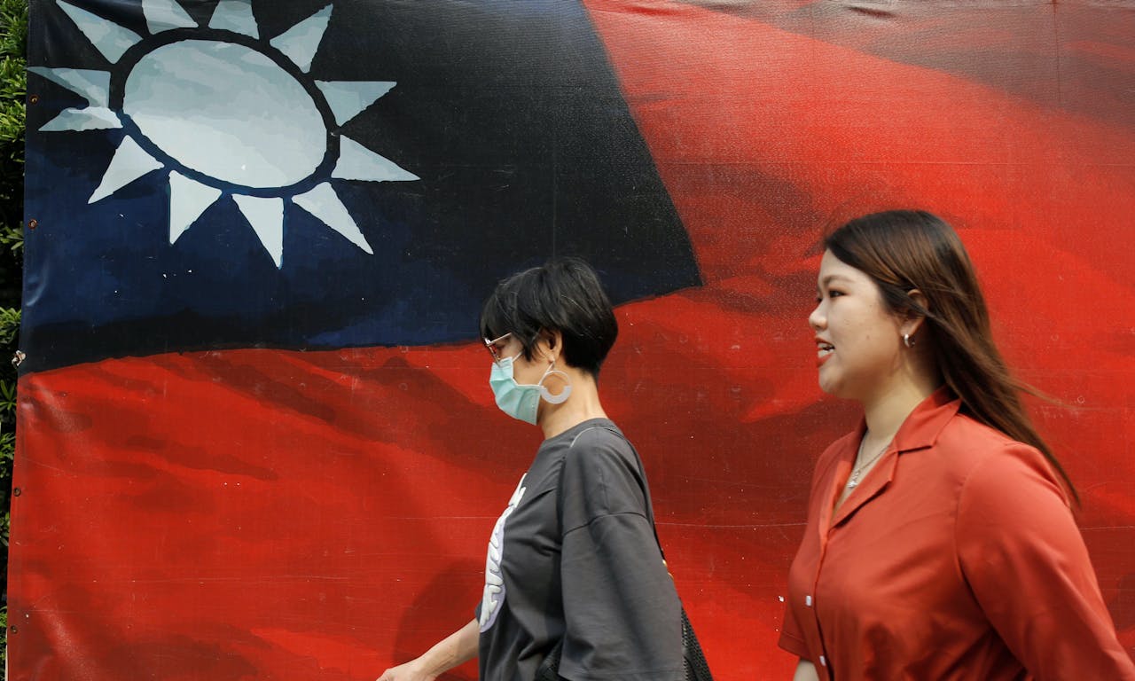 70年來中華民國兩度瀕於滅亡，多虧台灣「光復」了中華民國- TNL The