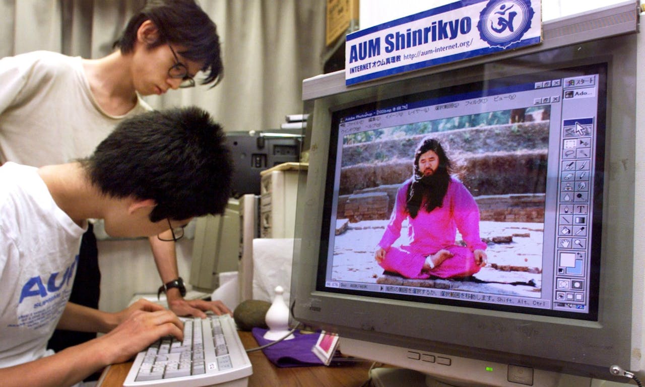 現代「洗腦」手冊》：如何進行洗腦工作？前奧姆真理教幹部的自白- TNL The News Lens 關鍵評論網