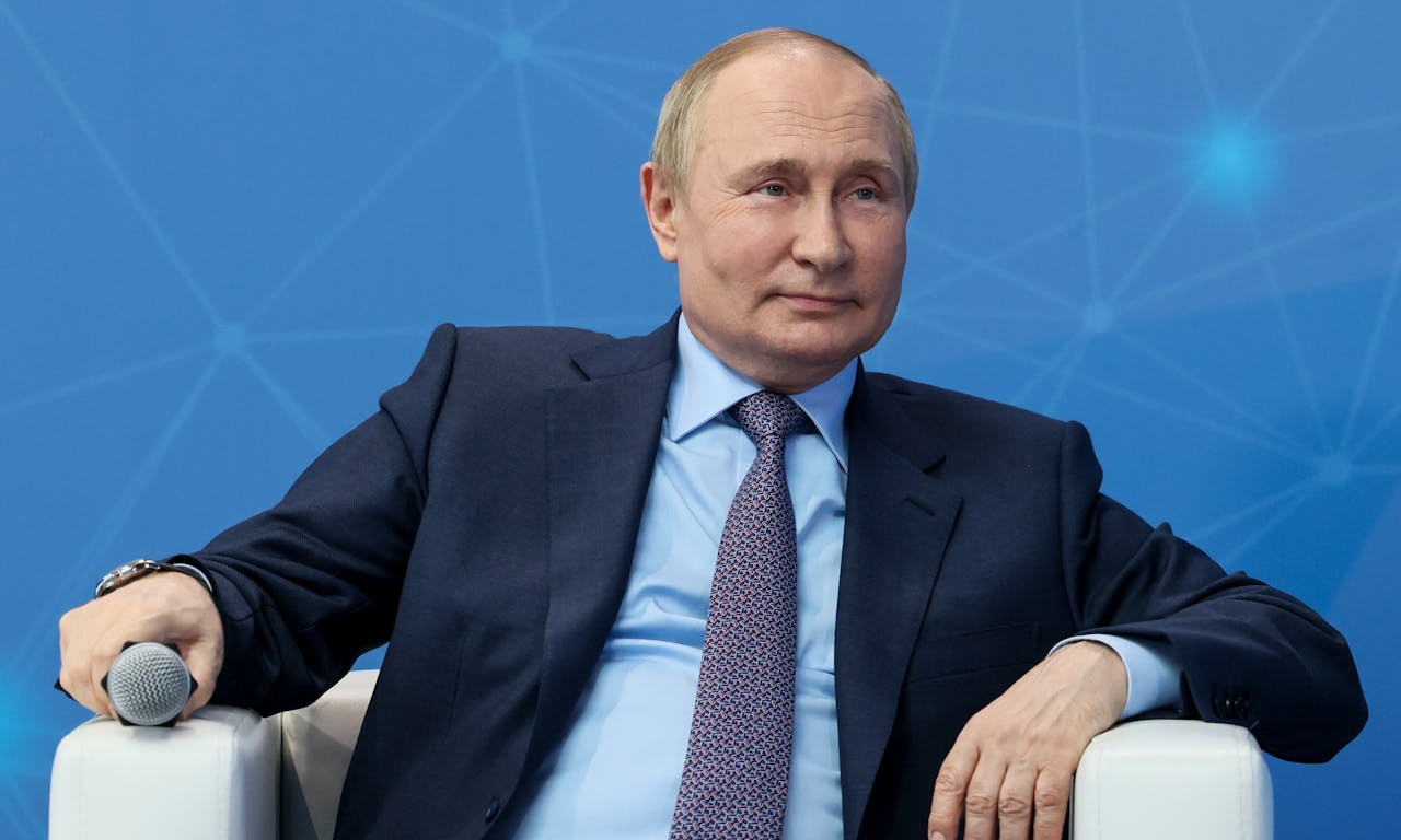 盧布起死回生狂漲35%成今年全球最強貨幣，俄羅斯央行祭出寬鬆政策因應- TNL The News Lens 關鍵評論網