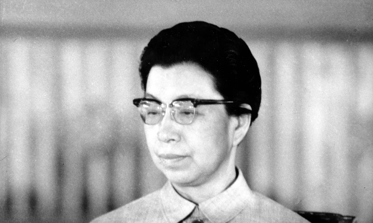 中国人民日報毛沢東逝去号外文化大革命天安門中国共産党江青
