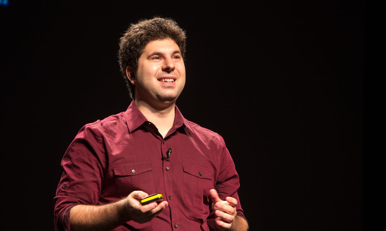 認知科學家重新詮釋馬斯洛需求理論：人生需要的不是「金字塔」，而是「帆船」 - TNL The News Lens 關鍵評論網