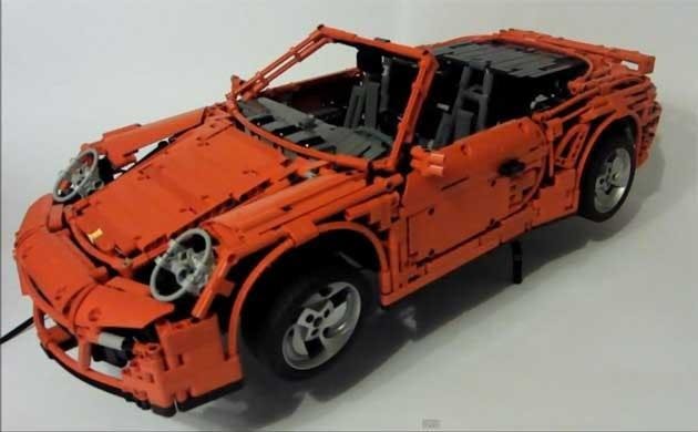 是神之作! Lego 遙控Porsche 911 Turbo Cabriolet + 可運轉PDK變速箱這篇文章的首圖