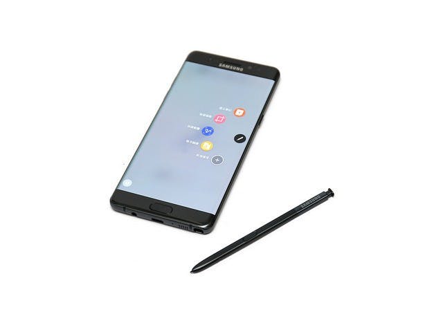 是超越自己的完美旗艦! Galaxy Note7 大螢幕、高性能、超強拍照現在還加上 IP68 強悍防水這篇文章的首圖