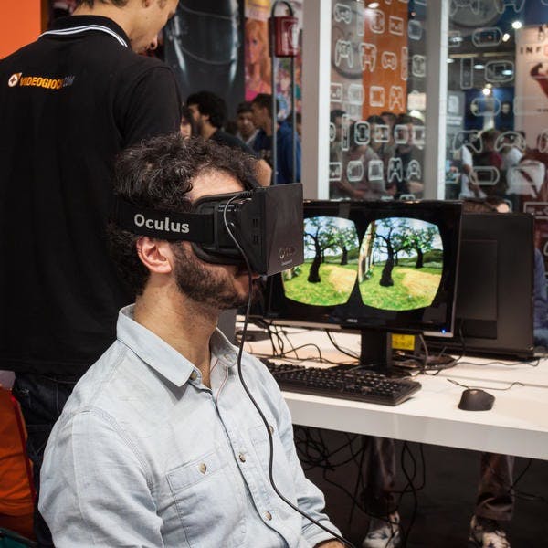 是戴上 Oculus Rift 體驗「慢半拍」人生這篇文章的首圖