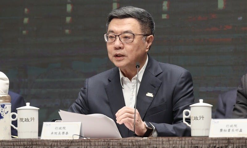 美國祭出32%重關稅,行政院推880億協助方案、成立專門小組積極交涉 - TNL The News Lens 關鍵評論網