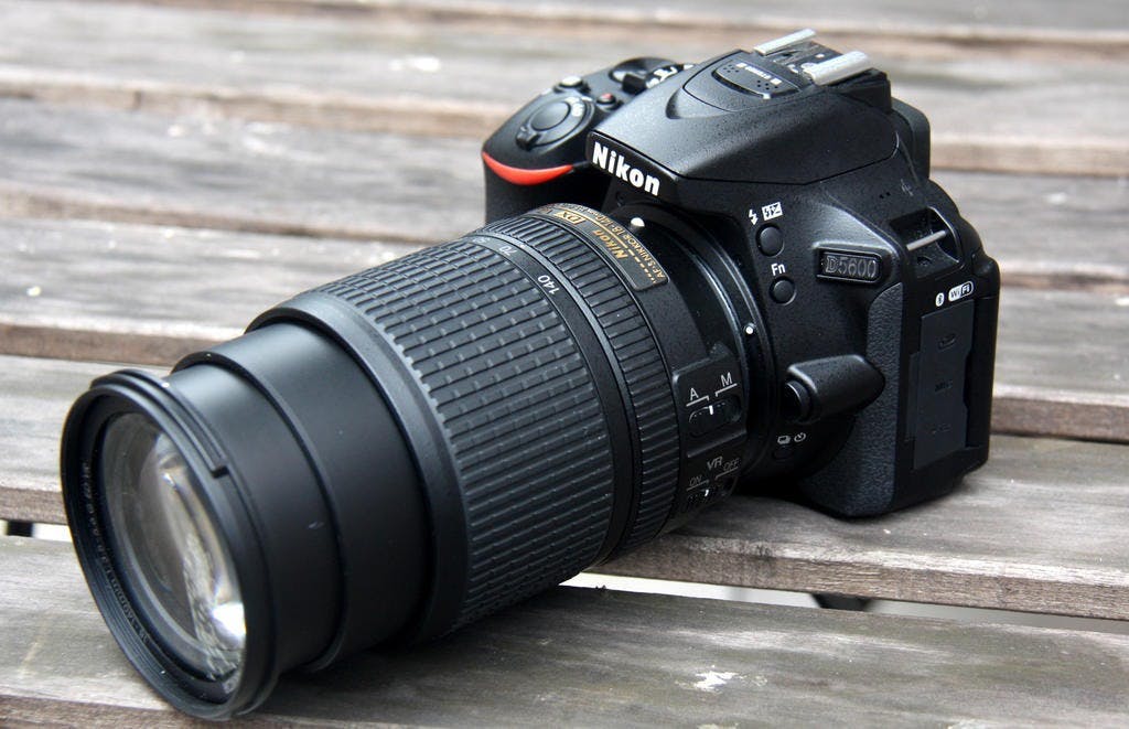 是帶著Nikon D5600與女友出遊拍照去! 超強拍照性能、間隔定時短片、App即拍即傳簡單又好玩!這篇文章的首圖