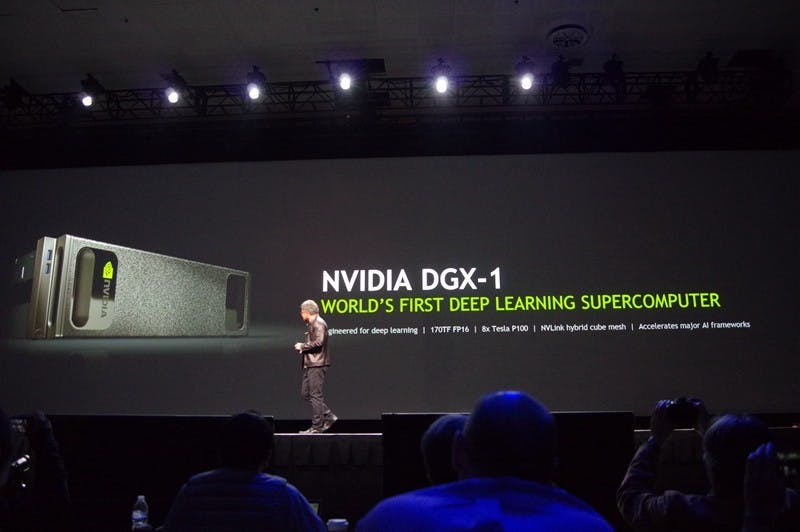 是GTC 2016 : 相當 250 台 x86 伺服器效能 , NVIDIA 發表搭載 8 張 Tesla P100 加速器的超級電腦 DGX-1這篇文章的首圖