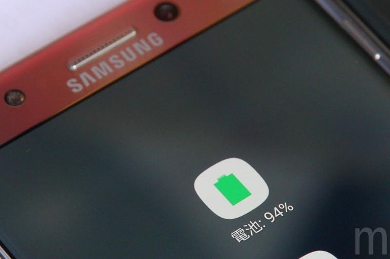 是動眼看/新版Galaxy Note 7盒裝標示 換上綠色電池標誌這篇文章的首圖