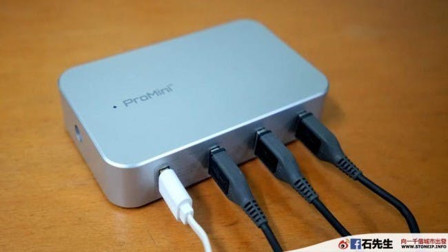 是ProMini Super 4,一開四快速充電器還能在車上用這篇文章的首圖