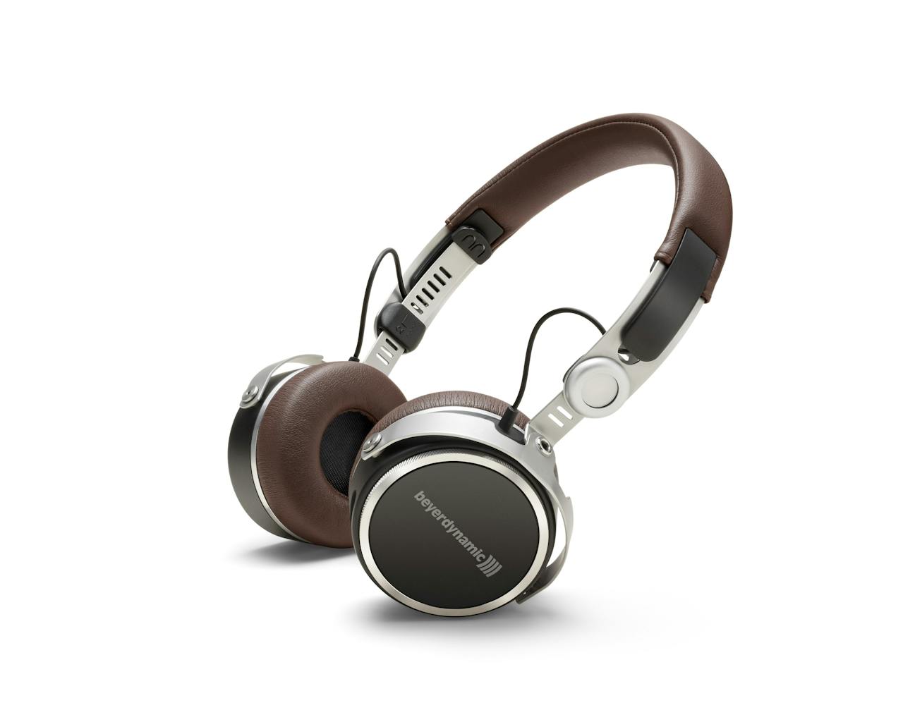 是Beyerdynamic 發表首款藍牙耳機 Aventho wireless ,具 Tesla 技術與支援 aptX HD這篇文章的首圖