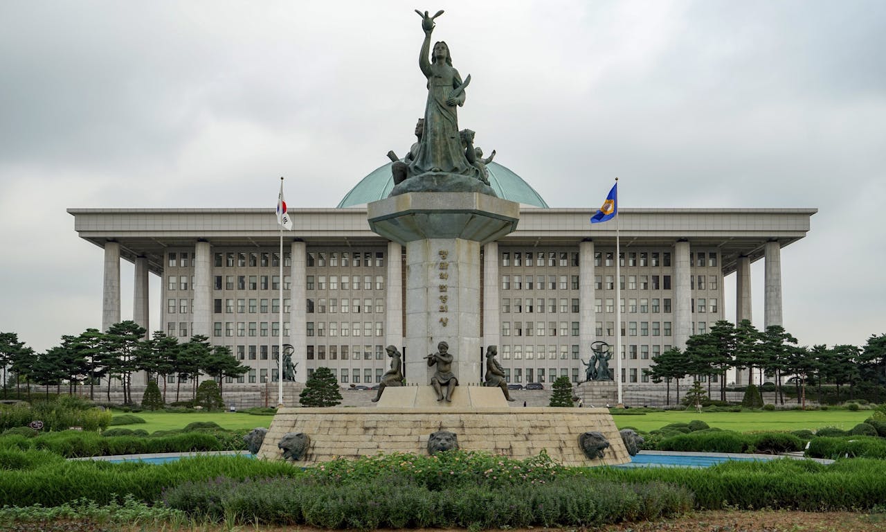 韓半島不應成為大國的代理人戰場！韓國議員提案要求政府不介入台海衝突，也不允許駐韓美軍部署海外- TNL The News Lens 關鍵評論網