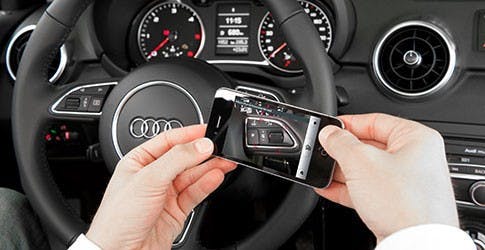 是Audi 與軟體商 Metaio 合作,推出增強實境式 Audi A3 車主手冊 app這篇文章的首圖