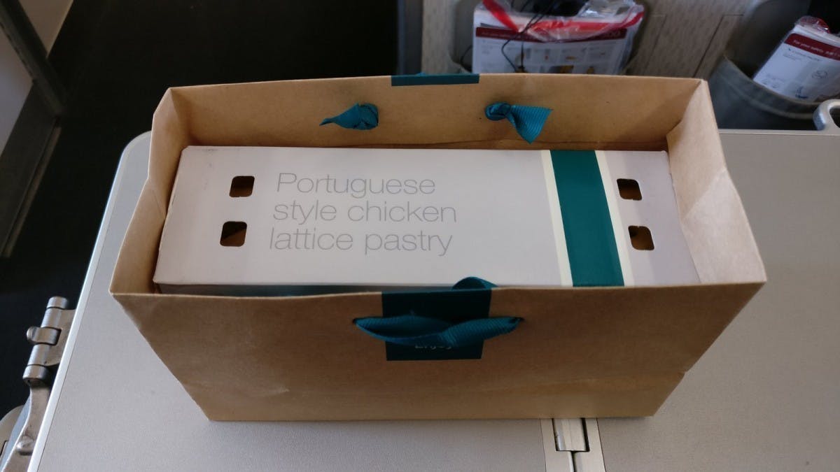 是【飛機餐挑戰】國泰航空 的「永恆」雞捲(台北香港午飯)這篇文章的首圖