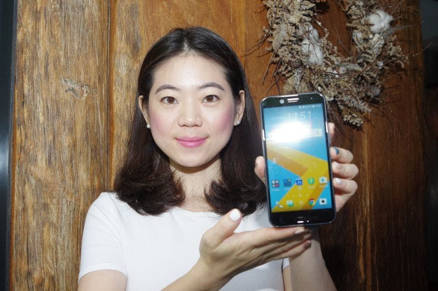 是延續 HTC 10 的大螢幕機種, HTC 10 evo 在台推出( Desire 10 Pro 、 Desire 650 同步登場)這篇文章的首圖