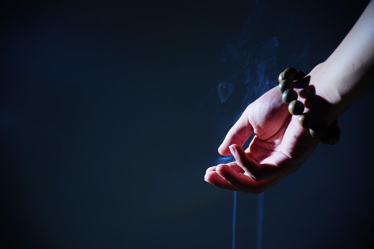 hand-1598578_1280