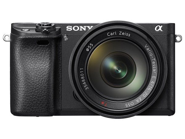 是雖然外型沒有變化,可是 Sony A6300 卻有著瘋狂的 425 點焦平面相位對焦系統這篇文章的首圖