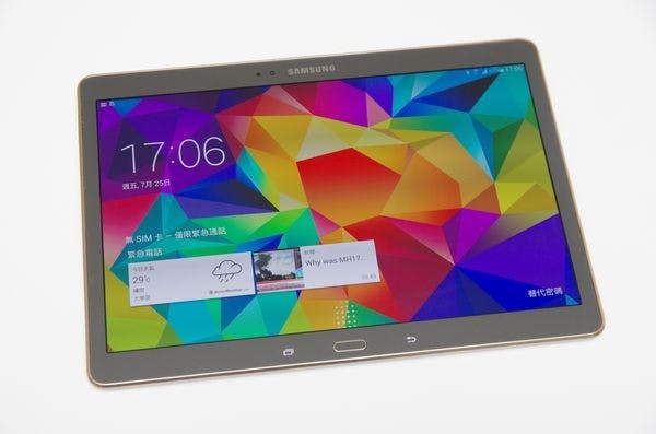 是傳除了 Galaxy S6 、 S6 Edge ,三星還將於 MWC 發表比新一代 iPad Air 薄的 Galaxy Tab S2這篇文章的首圖