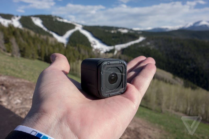 是GoPro Hero 4 Session 下台一鞠躬,後繼機種日後再公布這篇文章的首圖